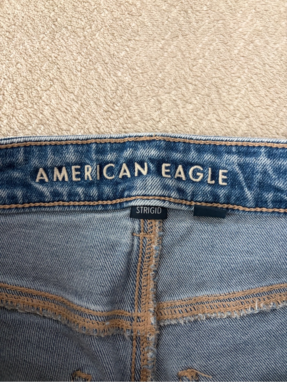 American Eagle Outfitters Medium Blue Distressed Boyfriend Jeans - Picture 2 of 4